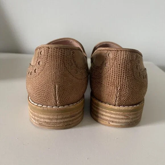 STUART WEITZMAN Guything Wingtip Tassel Tan Leather Loafers Sz 6.5 - Picture 5 of 6